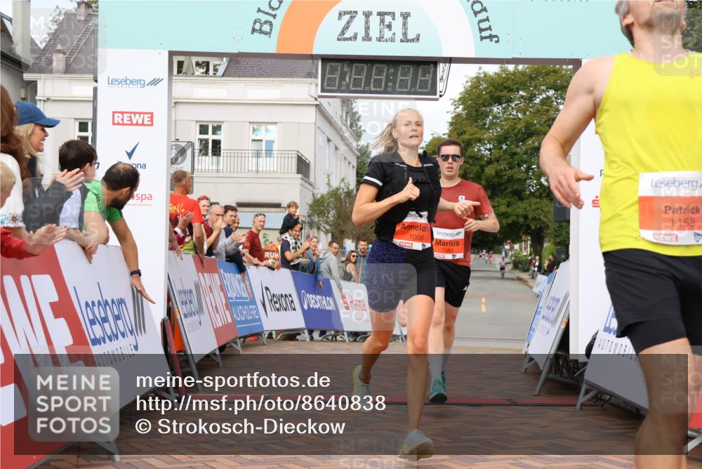 31.08.2025 - 21. Blankeneser Heldenlauf Strokosch-Dieckow http://msf.ph/oto/8640838 31.08.2025 09:40:09 Ziel 1158, 1083, 1008, 1093 meine-sportfotos.de