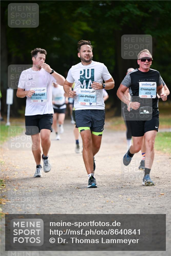 31.08.2025 - 21. Blankeneser Heldenlauf Dr. Thomas Lammeyer http://msf.ph/oto/8640841 31.08.2025 11:01:21 Laufen 4370, 4021, 4253 meine-sportfotos.de