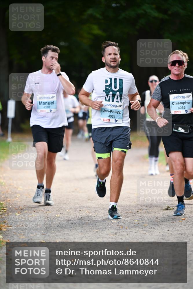 31.08.2025 - 21. Blankeneser Heldenlauf Dr. Thomas Lammeyer http://msf.ph/oto/8640844 31.08.2025 11:01:21 Laufen 4370, 4021, 4253 meine-sportfotos.de