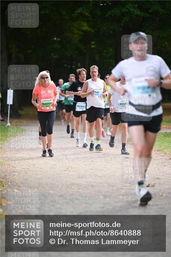 31.08.2025 - 21. Blankeneser Heldenlauf Dr. Thomas Lammeyer http://msf.ph/oto/8640888 31.08.2025 11:01:27 Laufen 3080, 4239, 4308, 4240 meine-sportfotos.de