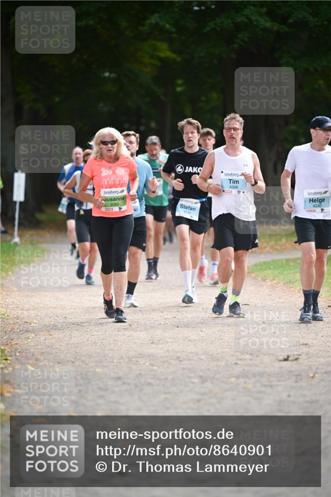 31.08.2025 - 21. Blankeneser Heldenlauf Dr. Thomas Lammeyer http://msf.ph/oto/8640901 31.08.2025 11:01:29 Laufen 3080, 4239, 4308, 4240 meine-sportfotos.de