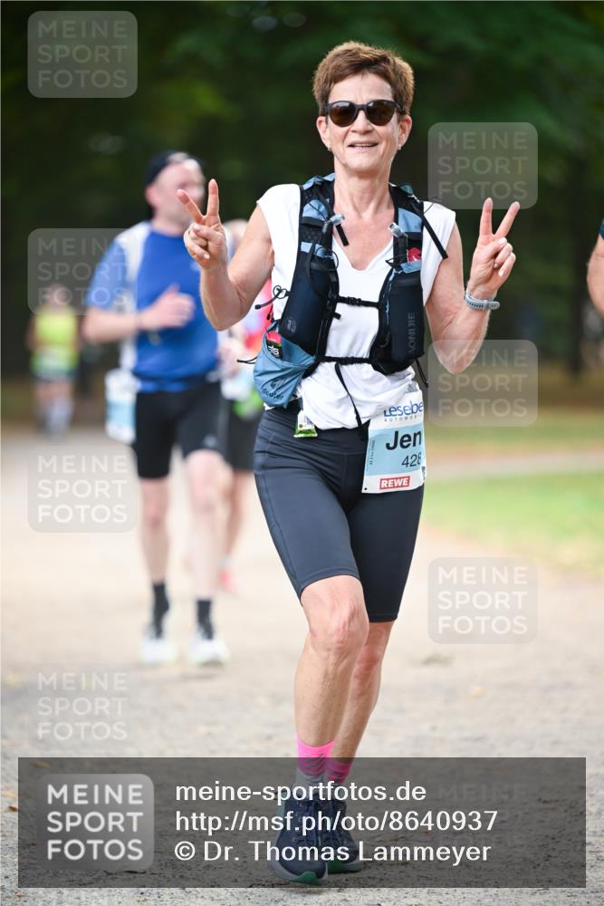 31.08.2025 - 21. Blankeneser Heldenlauf Dr. Thomas Lammeyer http://msf.ph/oto/8640937 31.08.2025 11:01:35 Laufen 428 meine-sportfotos.de