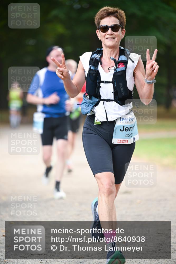 31.08.2025 - 21. Blankeneser Heldenlauf Dr. Thomas Lammeyer http://msf.ph/oto/8640938 31.08.2025 11:01:36 Laufen 428 meine-sportfotos.de