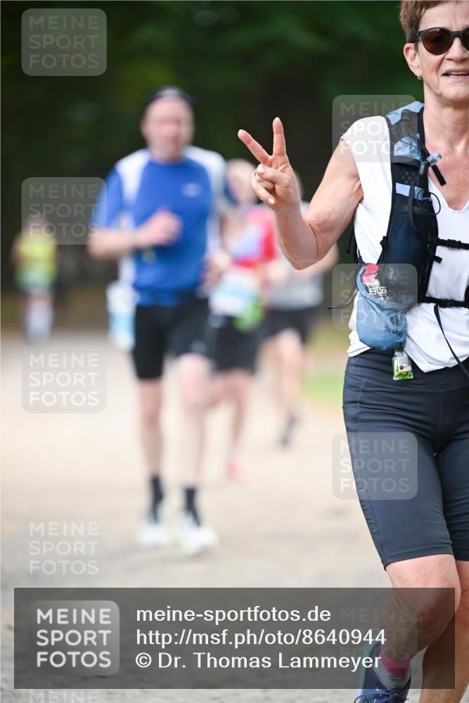31.08.2025 - 21. Blankeneser Heldenlauf Dr. Thomas Lammeyer http://msf.ph/oto/8640944 31.08.2025 11:01:36 Laufen 915 meine-sportfotos.de