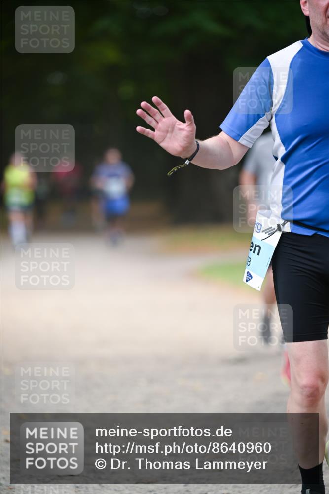 31.08.2025 - 21. Blankeneser Heldenlauf Dr. Thomas Lammeyer http://msf.ph/oto/8640960 31.08.2025 11:01:38 Laufen 8 meine-sportfotos.de