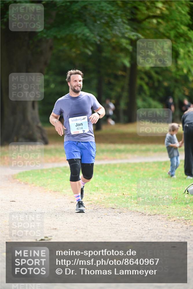 31.08.2025 - 21. Blankeneser Heldenlauf Dr. Thomas Lammeyer http://msf.ph/oto/8640967 31.08.2025 11:01:46 Laufen 4214 meine-sportfotos.de