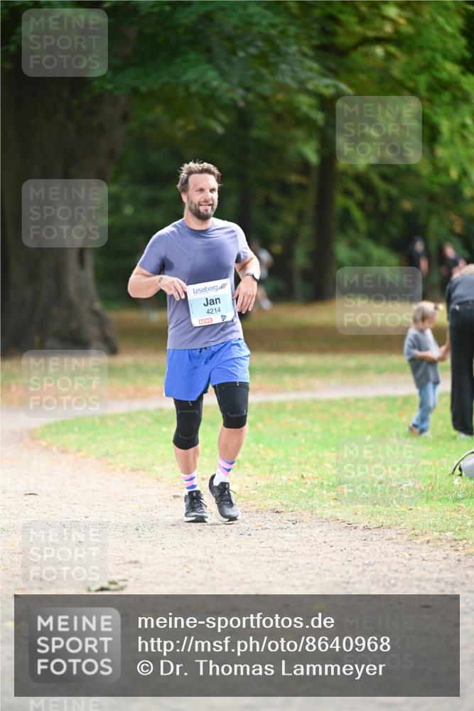 31.08.2025 - 21. Blankeneser Heldenlauf Dr. Thomas Lammeyer http://msf.ph/oto/8640968 31.08.2025 11:01:46 Laufen 4214 meine-sportfotos.de