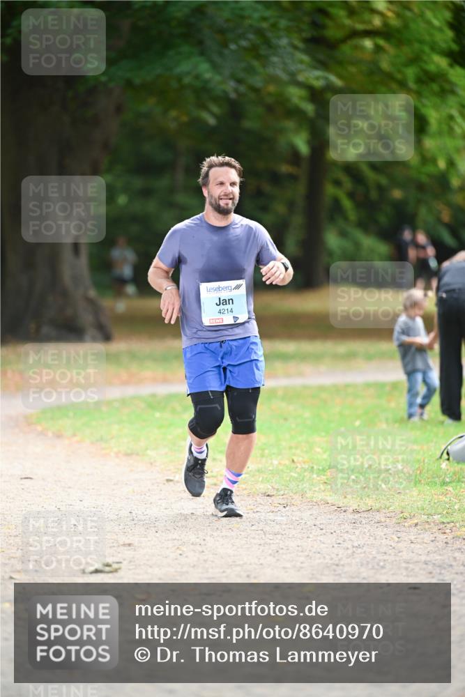 31.08.2025 - 21. Blankeneser Heldenlauf Dr. Thomas Lammeyer http://msf.ph/oto/8640970 31.08.2025 11:01:46 Laufen 4214 meine-sportfotos.de