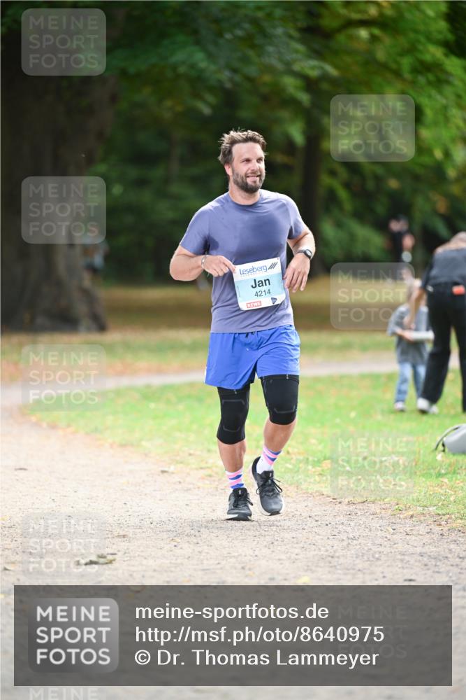 31.08.2025 - 21. Blankeneser Heldenlauf Dr. Thomas Lammeyer http://msf.ph/oto/8640975 31.08.2025 11:01:47 Laufen 4214 meine-sportfotos.de