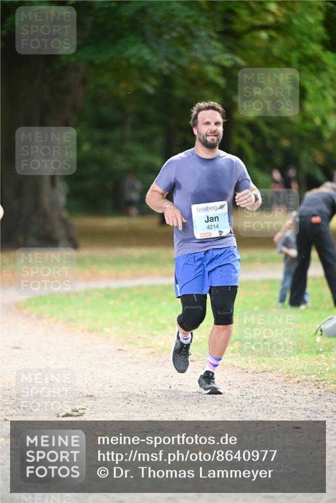 31.08.2025 - 21. Blankeneser Heldenlauf Dr. Thomas Lammeyer http://msf.ph/oto/8640977 31.08.2025 11:01:47 Laufen 4214 meine-sportfotos.de