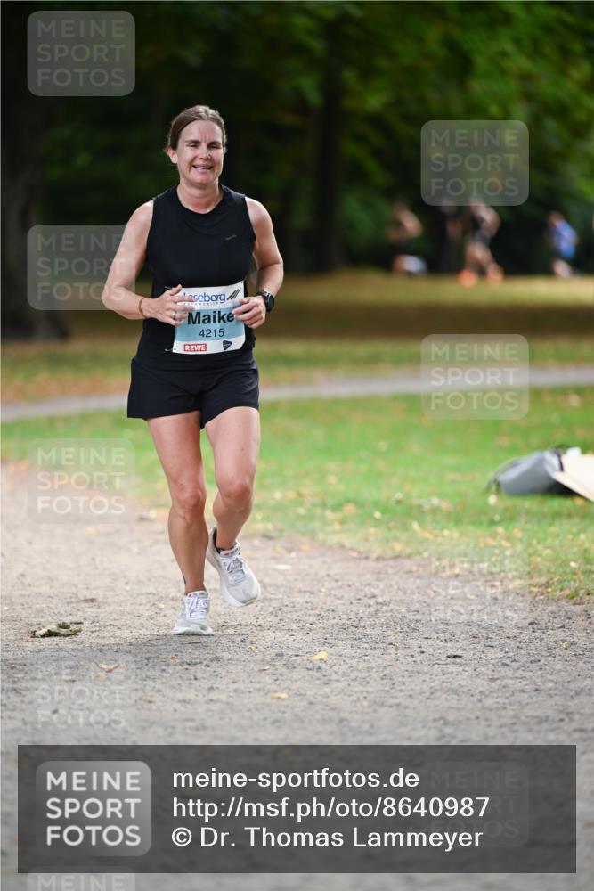 31.08.2025 - 21. Blankeneser Heldenlauf Dr. Thomas Lammeyer http://msf.ph/oto/8640987 31.08.2025 11:01:50 Laufen 4215 meine-sportfotos.de