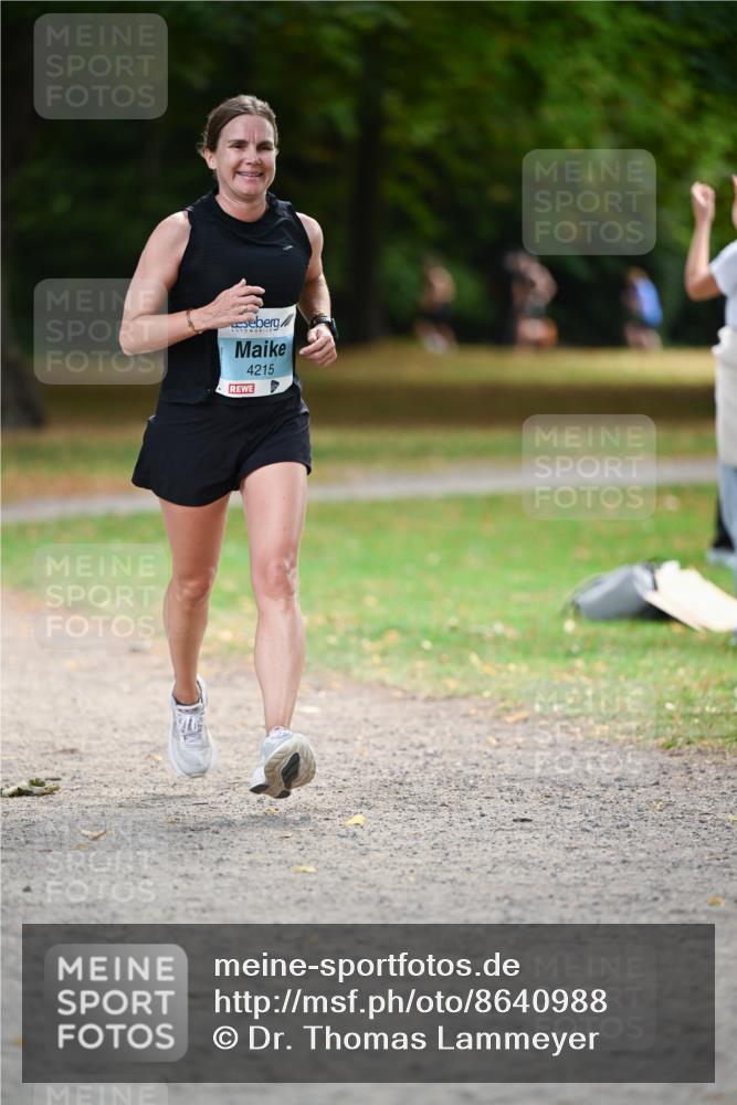 31.08.2025 - 21. Blankeneser Heldenlauf Dr. Thomas Lammeyer http://msf.ph/oto/8640988 31.08.2025 11:01:50 Laufen 4215 meine-sportfotos.de