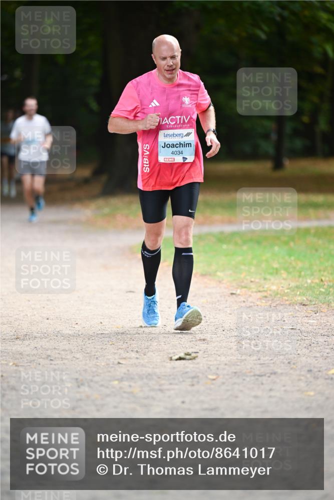 31.08.2025 - 21. Blankeneser Heldenlauf Dr. Thomas Lammeyer http://msf.ph/oto/8641017 31.08.2025 11:01:55 Laufen 4034 meine-sportfotos.de