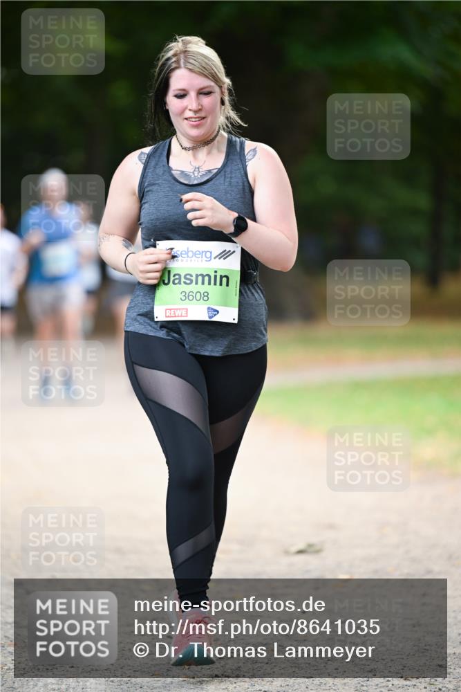 31.08.2025 - 21. Blankeneser Heldenlauf Dr. Thomas Lammeyer http://msf.ph/oto/8641035 31.08.2025 11:01:58 Laufen 3608 meine-sportfotos.de