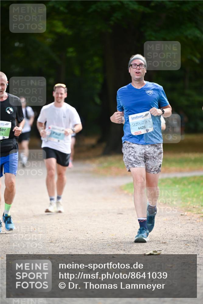 31.08.2025 - 21. Blankeneser Heldenlauf Dr. Thomas Lammeyer http://msf.ph/oto/8641039 31.08.2025 11:02:03 Laufen 24, 4426 meine-sportfotos.de