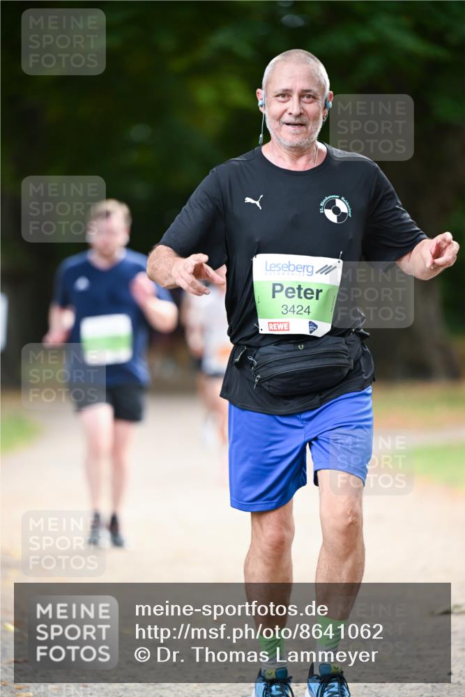 31.08.2025 - 21. Blankeneser Heldenlauf Dr. Thomas Lammeyer http://msf.ph/oto/8641062 31.08.2025 11:02:07 Laufen 3424 meine-sportfotos.de