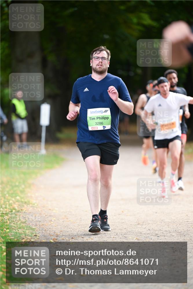 31.08.2025 - 21. Blankeneser Heldenlauf Dr. Thomas Lammeyer http://msf.ph/oto/8641071 31.08.2025 11:02:08 Laufen 3286 meine-sportfotos.de