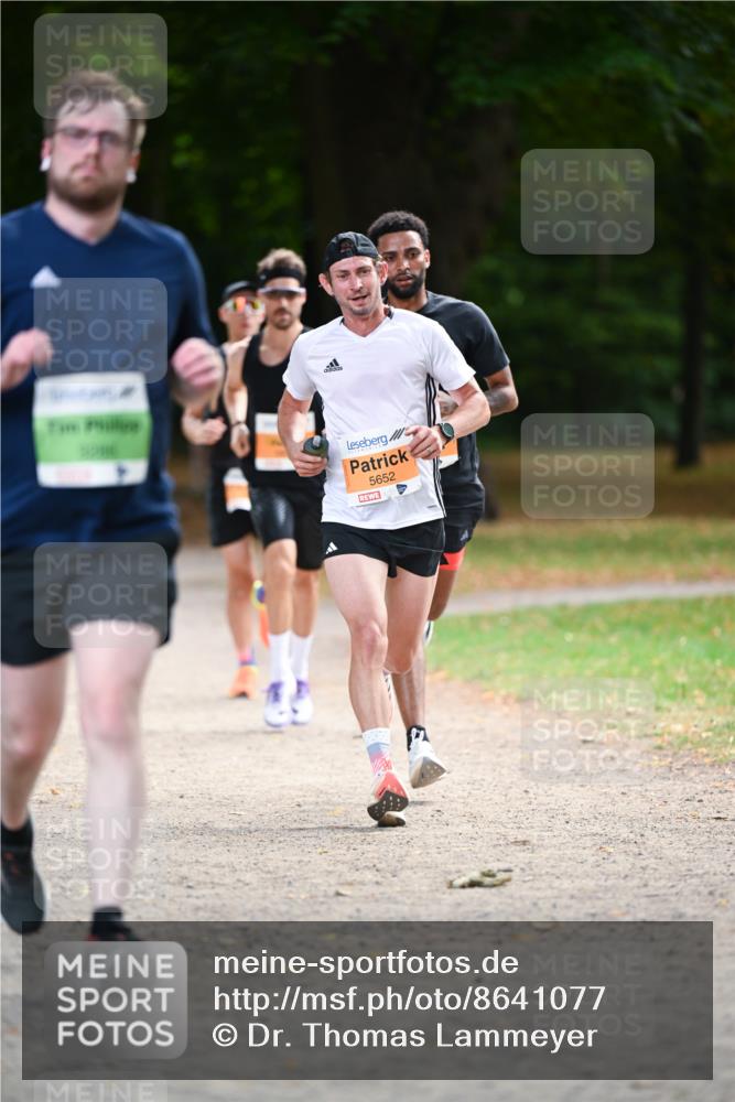 31.08.2025 - 21. Blankeneser Heldenlauf Dr. Thomas Lammeyer http://msf.ph/oto/8641077 31.08.2025 11:02:09 Laufen 5652 meine-sportfotos.de