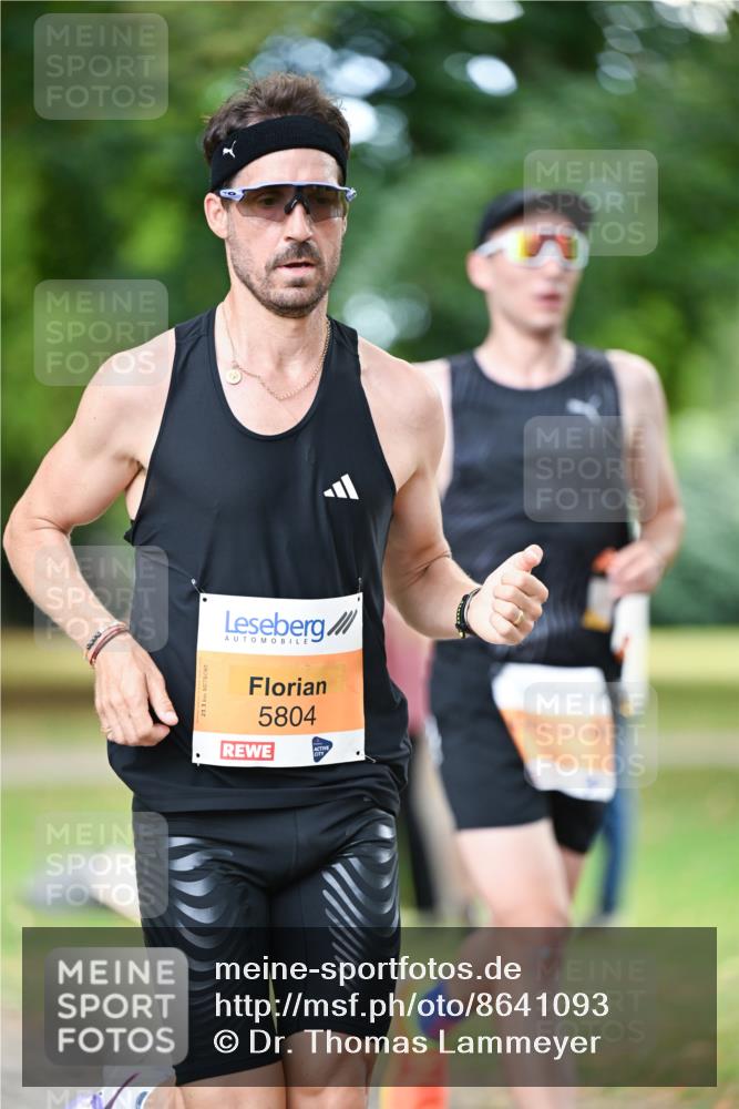 31.08.2025 - 21. Blankeneser Heldenlauf Dr. Thomas Lammeyer http://msf.ph/oto/8641093 31.08.2025 11:02:13 Laufen 21, 1, 5804 meine-sportfotos.de