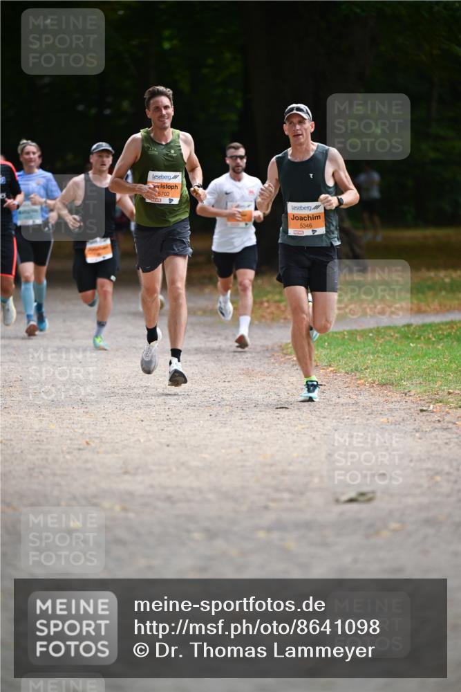 31.08.2025 - 21. Blankeneser Heldenlauf Dr. Thomas Lammeyer http://msf.ph/oto/8641098 31.08.2025 11:02:18 Laufen 5703, 5346 meine-sportfotos.de