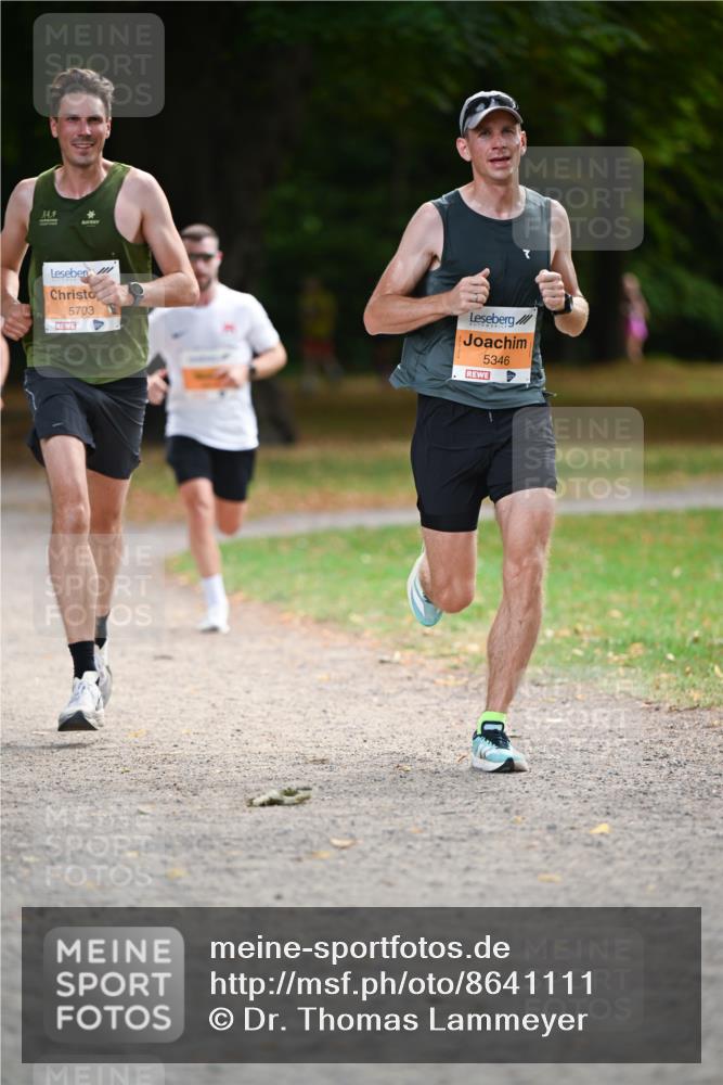31.08.2025 - 21. Blankeneser Heldenlauf Dr. Thomas Lammeyer http://msf.ph/oto/8641111 31.08.2025 11:02:19 Laufen 144, 5703, 5346 meine-sportfotos.de
