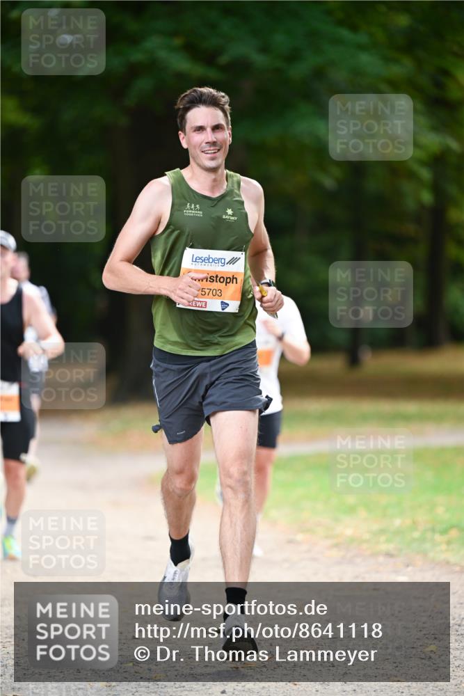 31.08.2025 - 21. Blankeneser Heldenlauf Dr. Thomas Lammeyer http://msf.ph/oto/8641118 31.08.2025 11:02:20 Laufen 13, 5703 meine-sportfotos.de
