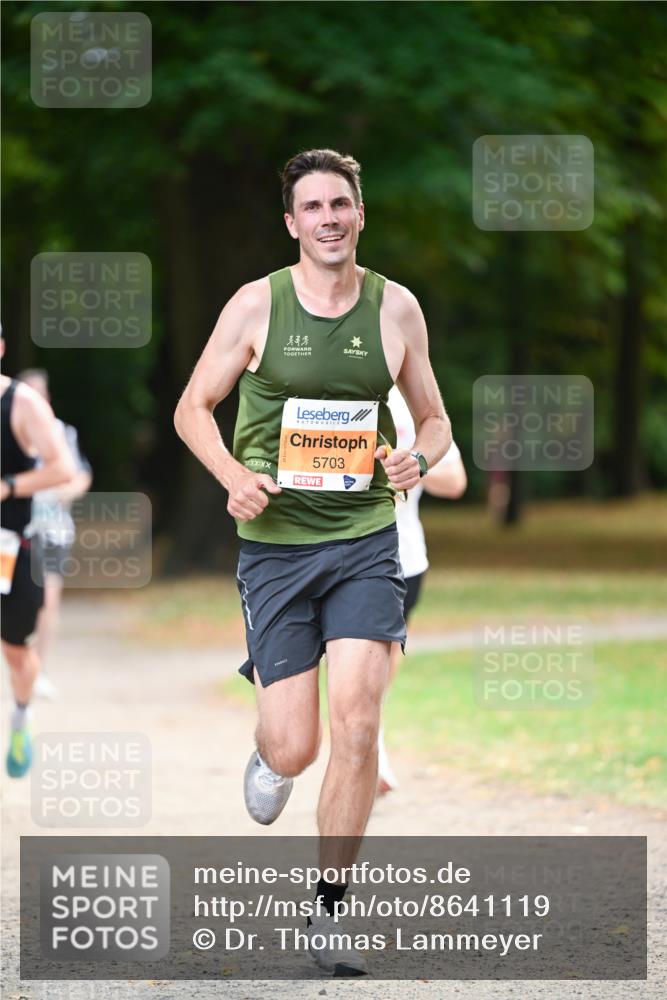 31.08.2025 - 21. Blankeneser Heldenlauf Dr. Thomas Lammeyer http://msf.ph/oto/8641119 31.08.2025 11:02:21 Laufen 5703 meine-sportfotos.de