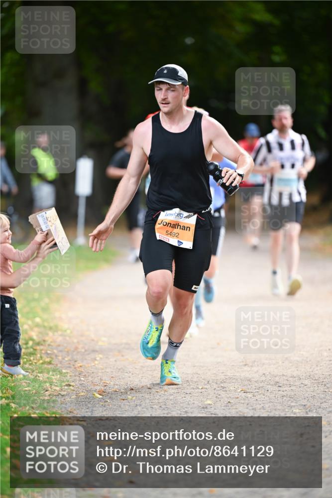 31.08.2025 - 21. Blankeneser Heldenlauf Dr. Thomas Lammeyer http://msf.ph/oto/8641129 31.08.2025 11:02:22 Laufen 5492 meine-sportfotos.de