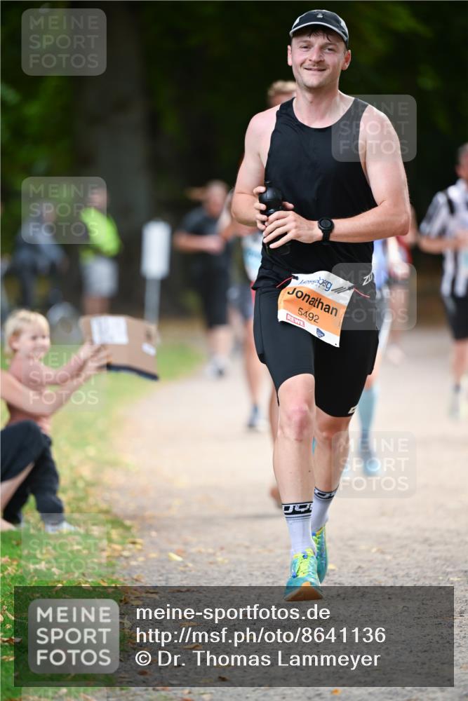 31.08.2025 - 21. Blankeneser Heldenlauf Dr. Thomas Lammeyer http://msf.ph/oto/8641136 31.08.2025 11:02:23 Laufen 5492 meine-sportfotos.de