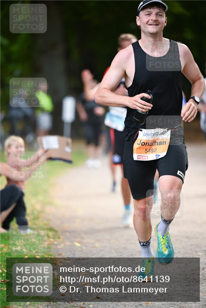 31.08.2025 - 21. Blankeneser Heldenlauf Dr. Thomas Lammeyer http://msf.ph/oto/8641139 31.08.2025 11:02:23 Laufen 5492 meine-sportfotos.de