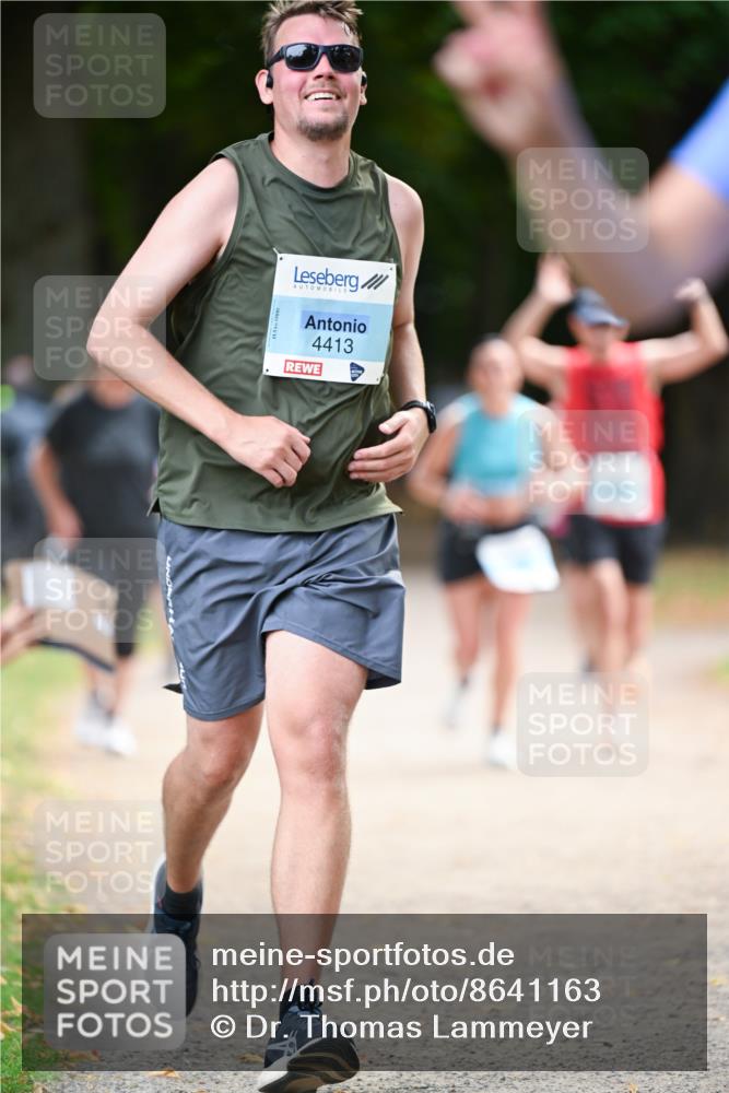 31.08.2025 - 21. Blankeneser Heldenlauf Dr. Thomas Lammeyer http://msf.ph/oto/8641163 31.08.2025 11:02:27 Laufen 4413 meine-sportfotos.de
