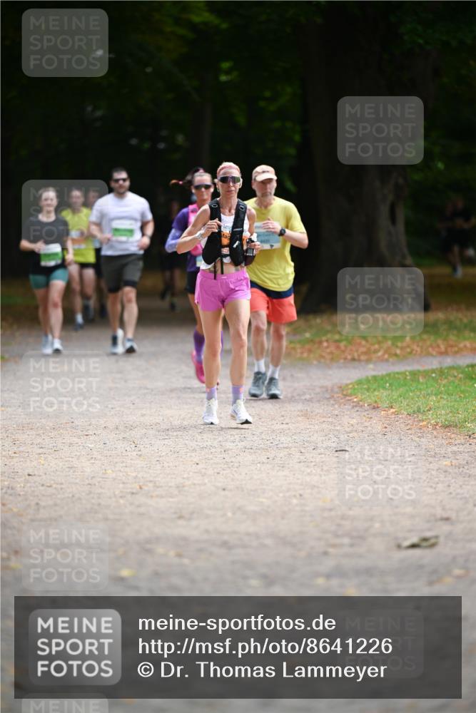 31.08.2025 - 21. Blankeneser Heldenlauf Dr. Thomas Lammeyer http://msf.ph/oto/8641226 31.08.2025 11:02:40 Laufen  meine-sportfotos.de