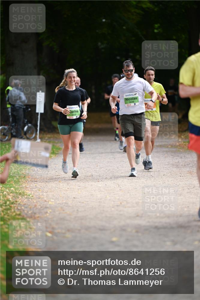 31.08.2025 - 21. Blankeneser Heldenlauf Dr. Thomas Lammeyer http://msf.ph/oto/8641256 31.08.2025 11:02:45 Laufen 3449, 3448, 4 meine-sportfotos.de