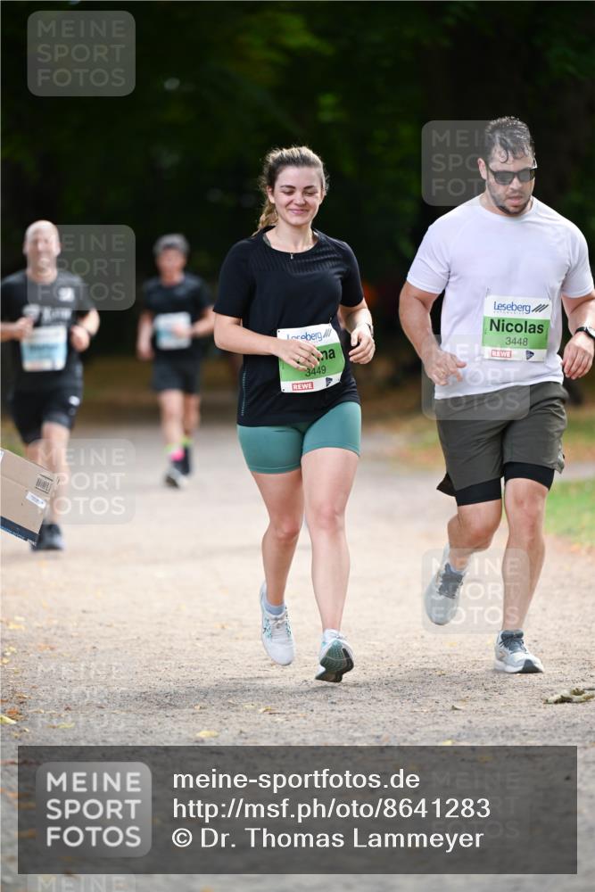 31.08.2025 - 21. Blankeneser Heldenlauf Dr. Thomas Lammeyer http://msf.ph/oto/8641283 31.08.2025 11:02:49 Laufen 3449, 3448 meine-sportfotos.de