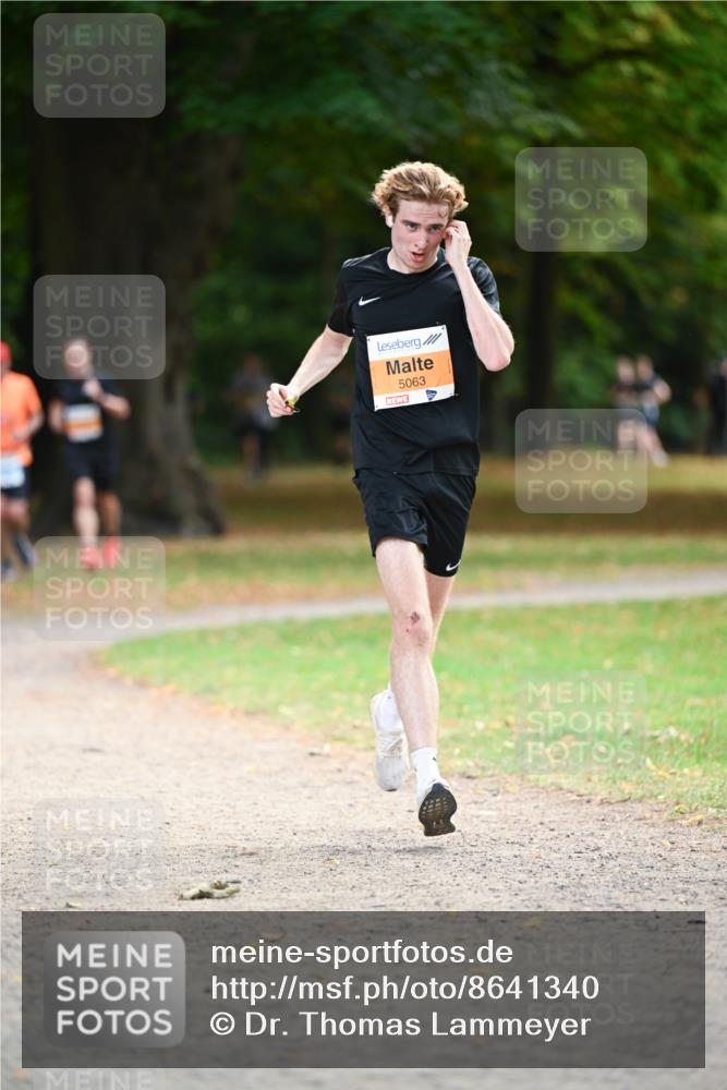 31.08.2025 - 21. Blankeneser Heldenlauf Dr. Thomas Lammeyer http://msf.ph/oto/8641340 31.08.2025 11:02:59 Laufen 5063 meine-sportfotos.de