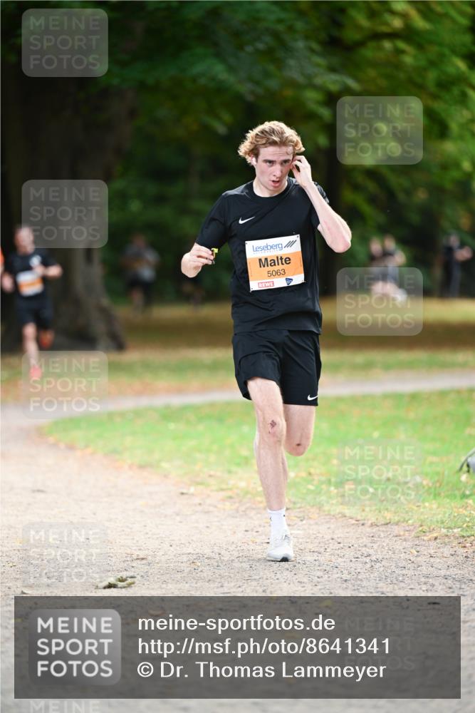 31.08.2025 - 21. Blankeneser Heldenlauf Dr. Thomas Lammeyer http://msf.ph/oto/8641341 31.08.2025 11:02:59 Laufen 5063 meine-sportfotos.de