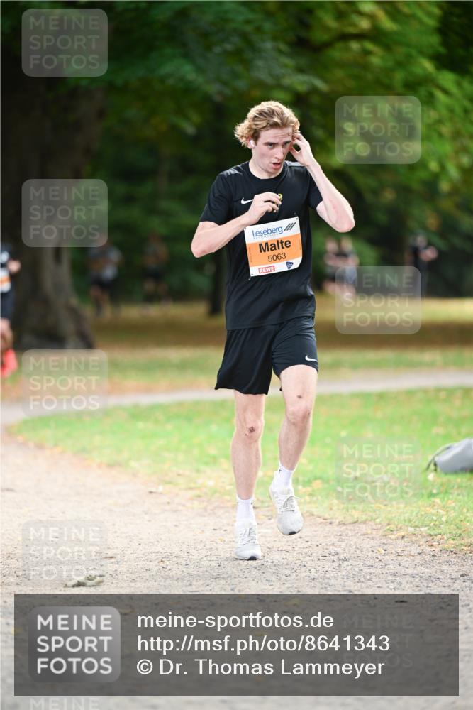31.08.2025 - 21. Blankeneser Heldenlauf Dr. Thomas Lammeyer http://msf.ph/oto/8641343 31.08.2025 11:02:59 Laufen 5063 meine-sportfotos.de