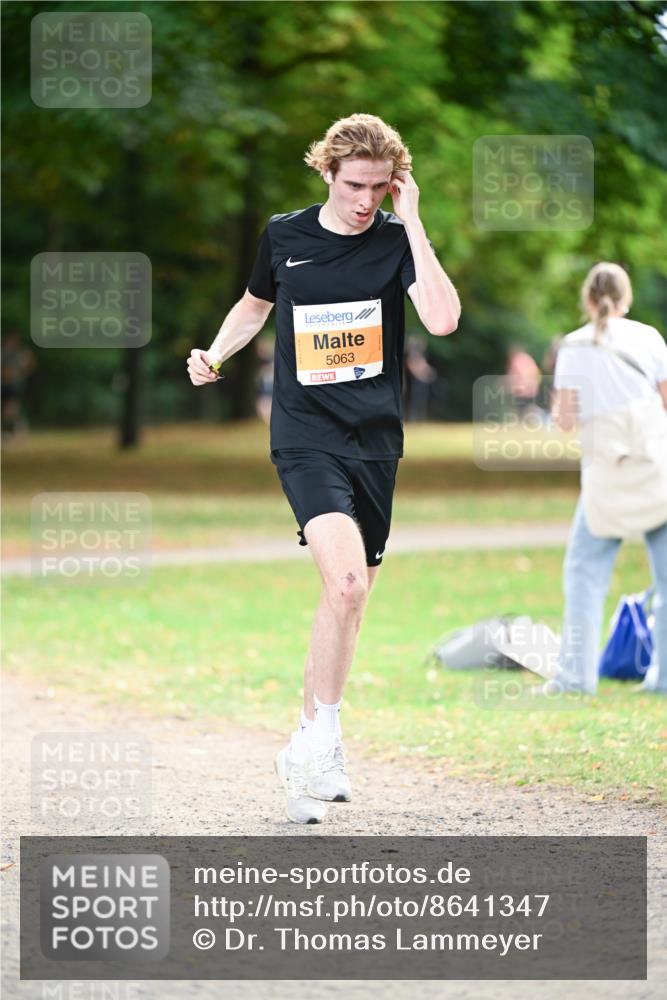 31.08.2025 - 21. Blankeneser Heldenlauf Dr. Thomas Lammeyer http://msf.ph/oto/8641347 31.08.2025 11:03:00 Laufen 5063 meine-sportfotos.de