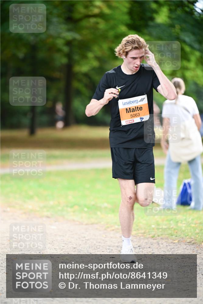 31.08.2025 - 21. Blankeneser Heldenlauf Dr. Thomas Lammeyer http://msf.ph/oto/8641349 31.08.2025 11:03:00 Laufen 5063 meine-sportfotos.de