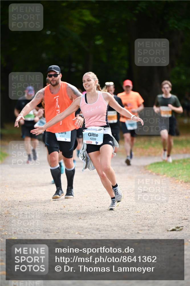 31.08.2025 - 21. Blankeneser Heldenlauf Dr. Thomas Lammeyer http://msf.ph/oto/8641362 31.08.2025 11:03:03 Laufen 4091, 4209 meine-sportfotos.de