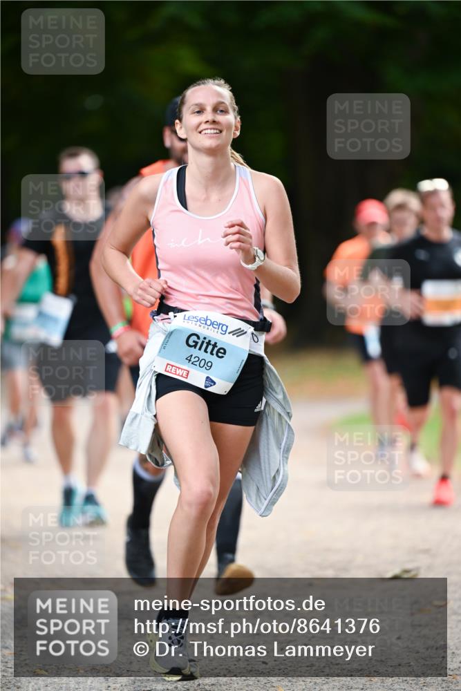 31.08.2025 - 21. Blankeneser Heldenlauf Dr. Thomas Lammeyer http://msf.ph/oto/8641376 31.08.2025 11:03:05 Laufen 10, 4209 meine-sportfotos.de