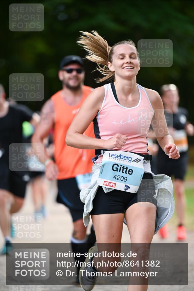 31.08.2025 - 21. Blankeneser Heldenlauf Dr. Thomas Lammeyer http://msf.ph/oto/8641382 31.08.2025 11:03:06 Laufen 4209 meine-sportfotos.de