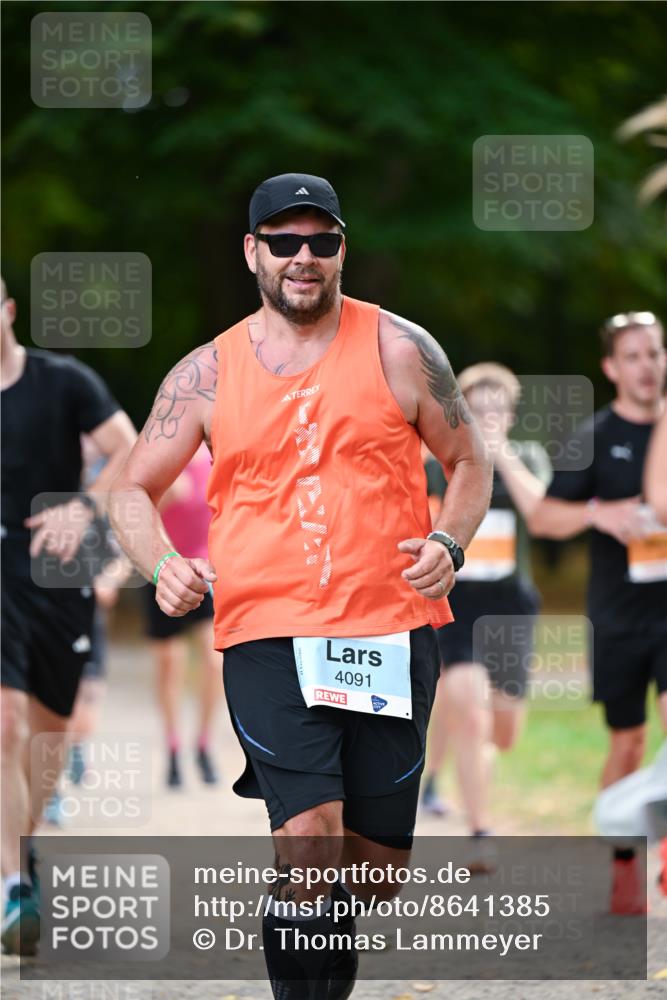 31.08.2025 - 21. Blankeneser Heldenlauf Dr. Thomas Lammeyer http://msf.ph/oto/8641385 31.08.2025 11:03:06 Laufen 4091 meine-sportfotos.de
