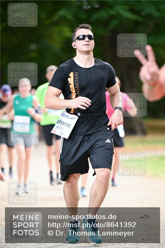 31.08.2025 - 21. Blankeneser Heldenlauf Dr. Thomas Lammeyer http://msf.ph/oto/8641392 31.08.2025 11:03:07 Laufen 4070 meine-sportfotos.de