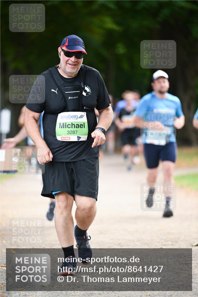 31.08.2025 - 21. Blankeneser Heldenlauf Dr. Thomas Lammeyer http://msf.ph/oto/8641427 31.08.2025 11:03:13 Laufen 3287 meine-sportfotos.de