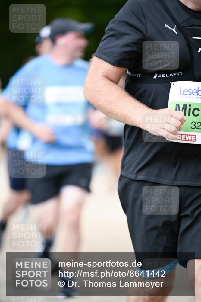 31.08.2025 - 21. Blankeneser Heldenlauf Dr. Thomas Lammeyer http://msf.ph/oto/8641442 31.08.2025 11:03:16 Laufen 32 meine-sportfotos.de