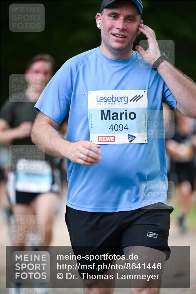 31.08.2025 - 21. Blankeneser Heldenlauf Dr. Thomas Lammeyer http://msf.ph/oto/8641446 31.08.2025 11:03:17 Laufen 21, 1, 4094 meine-sportfotos.de