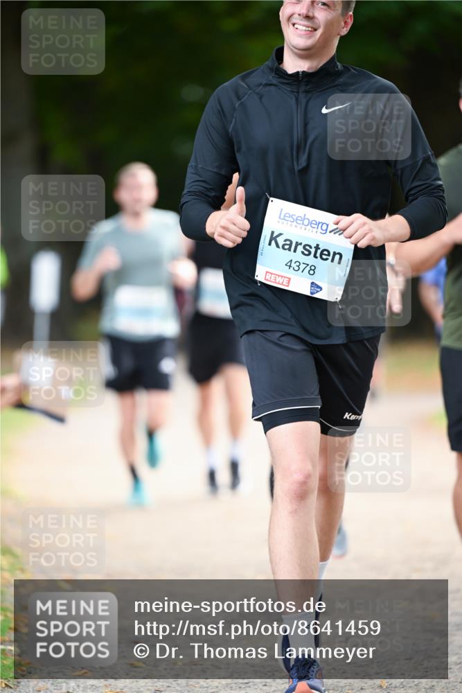 31.08.2025 - 21. Blankeneser Heldenlauf Dr. Thomas Lammeyer http://msf.ph/oto/8641459 31.08.2025 11:03:19 Laufen 4378 meine-sportfotos.de