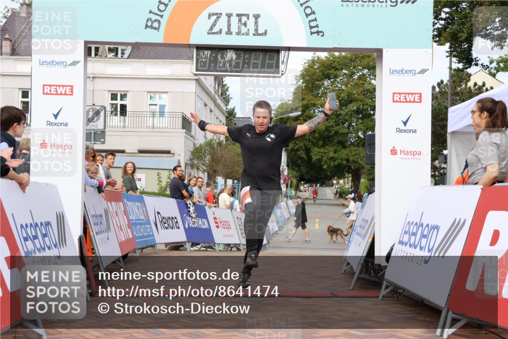31.08.2025 - 21. Blankeneser Heldenlauf Strokosch-Dieckow http://msf.ph/oto/8641474 31.08.2025 09:42:50 Ziel 1159, 1108, 1022 meine-sportfotos.de