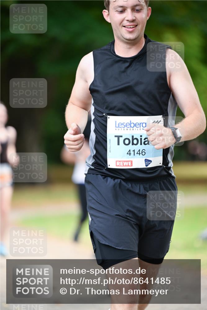 31.08.2025 - 21. Blankeneser Heldenlauf Dr. Thomas Lammeyer http://msf.ph/oto/8641485 31.08.2025 11:03:24 Laufen 21, 1, 4146 meine-sportfotos.de